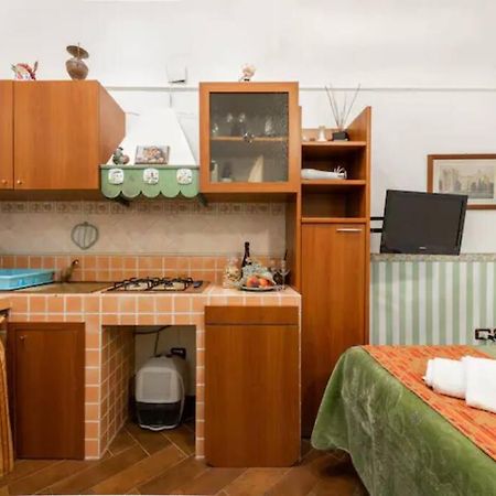 Apt 0 In The Historic Center Bari Extérieur photo
